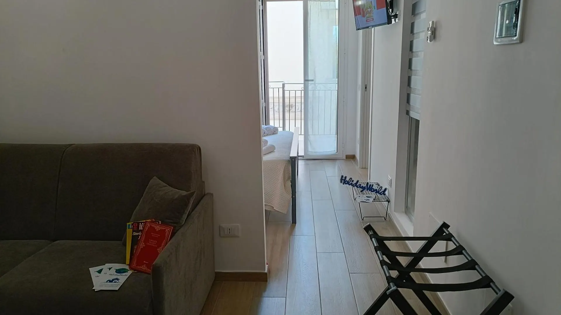 Porta D'Ossuna 3 By Holiday World Palermo Apartment